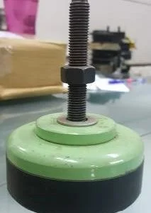 DISC MOUNT